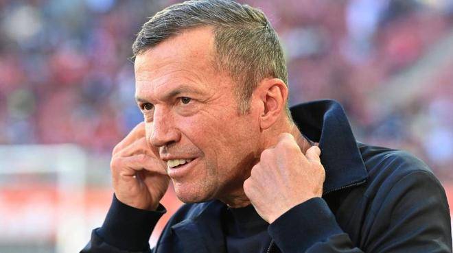 马特乌斯：纳帅应该带上阿图博卢，他是上赛季德甲最佳门将